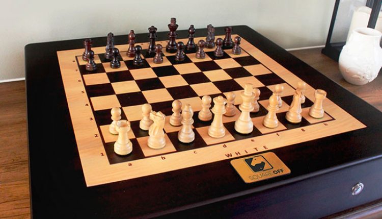 Square Off: классические шахматы с искусственным интеллектом
